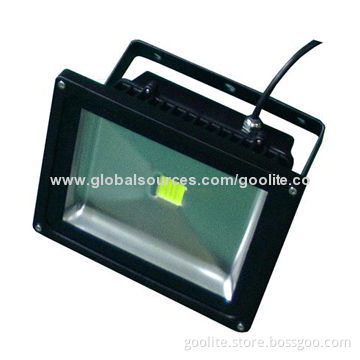 New CE&RoHS approved IP65 Epistar PF >0.95 20W/30W/50W LED flood light, 3 years warranty